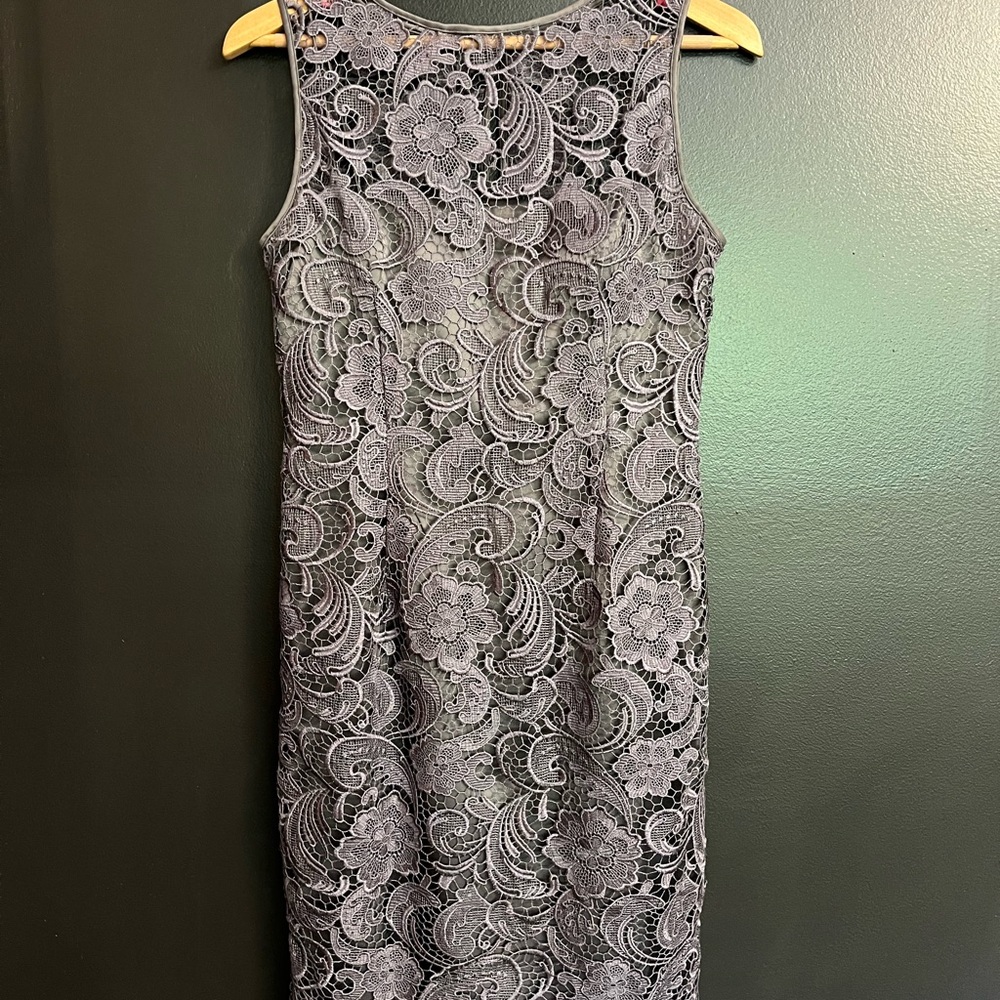 Adrianna Papell Gray Floral Lace Dress